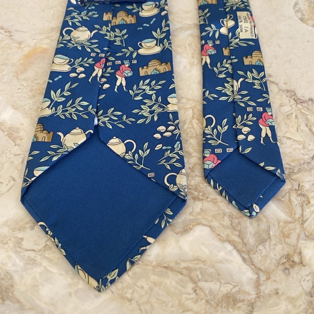 Hermes 100% Silk Printed Tie - Picture 8 of 12